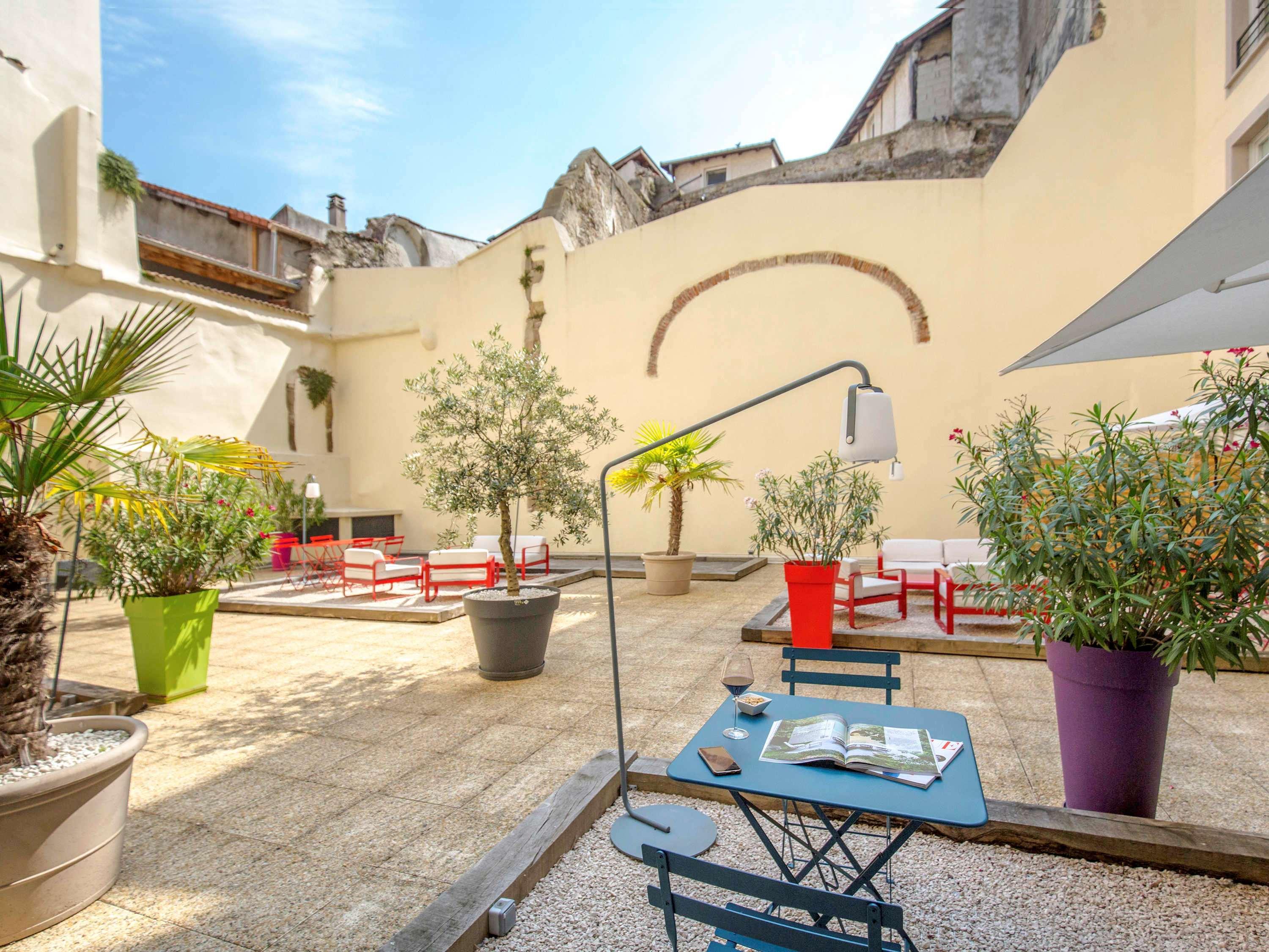 Готель Ibis Lyon Sud Vienne Saint-Louis Екстер'єр фото