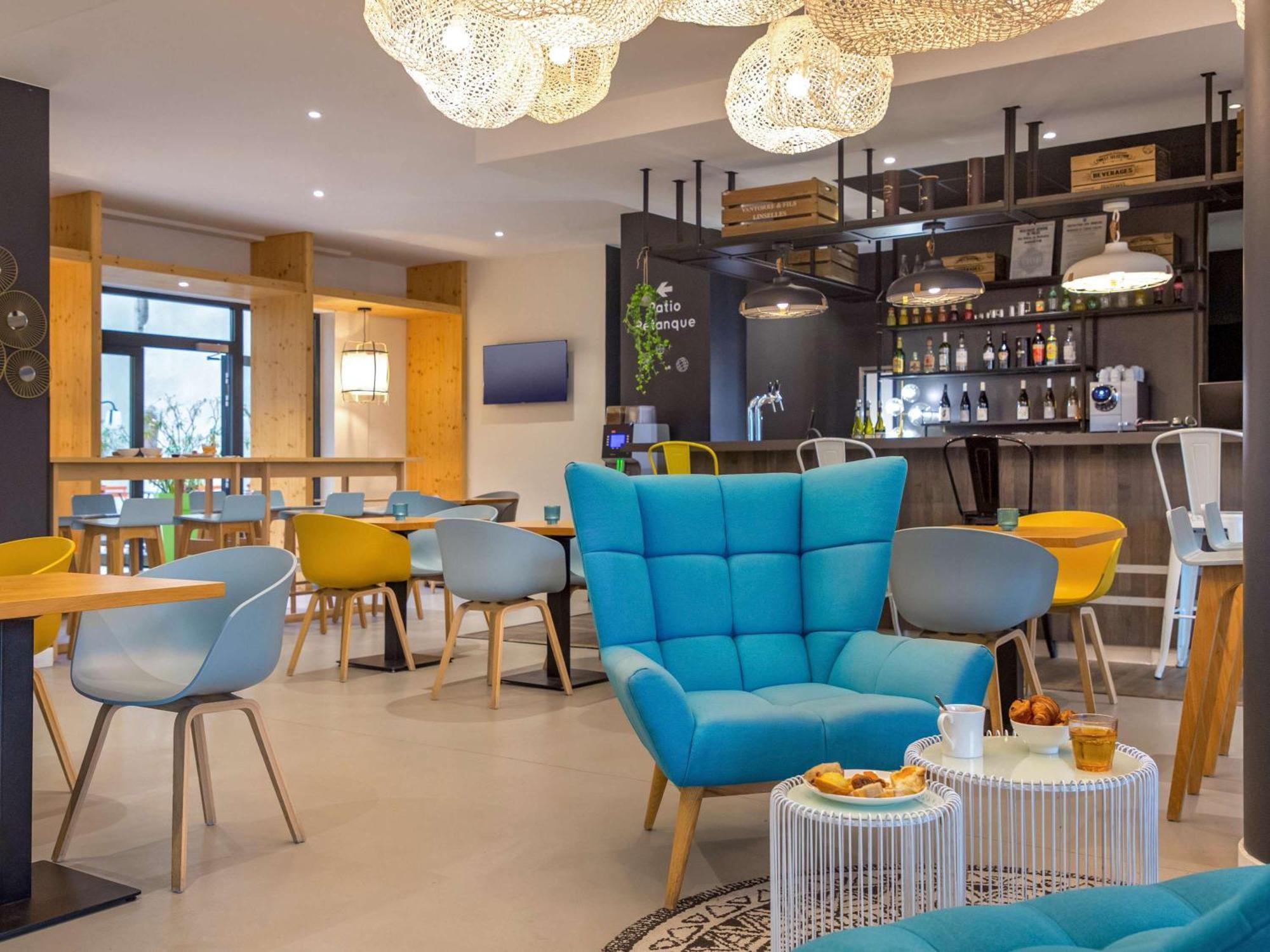 Готель Ibis Lyon Sud Vienne Saint-Louis Екстер'єр фото